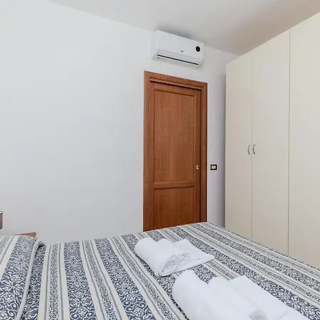 Apartment Terrace With View - Pasana